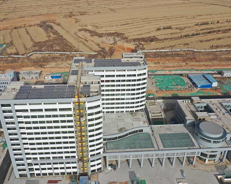 寿阳人民医院迁址新建项目综合病房楼海尔平板太阳能+燃气锅炉热水系统项目