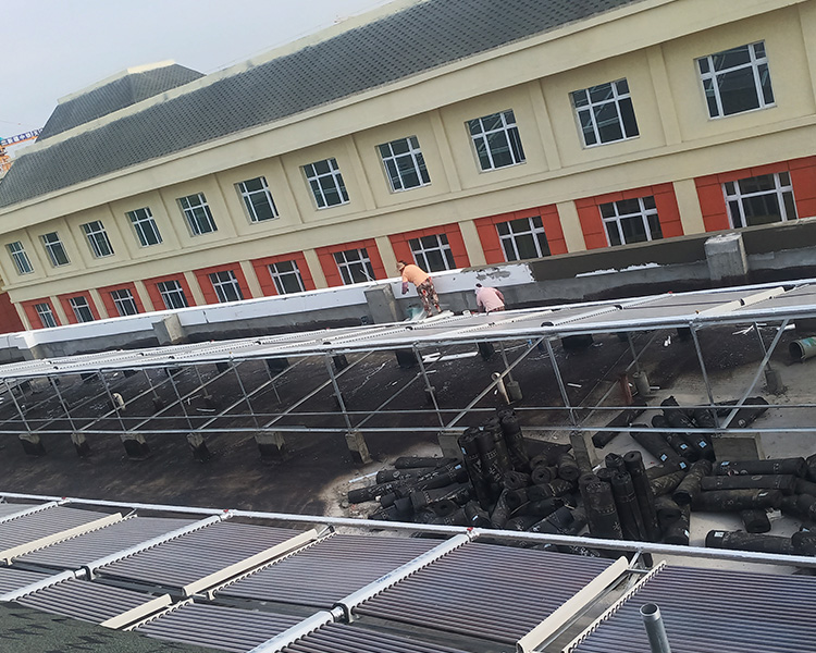 新疆石河子22吨太阳能工程案例